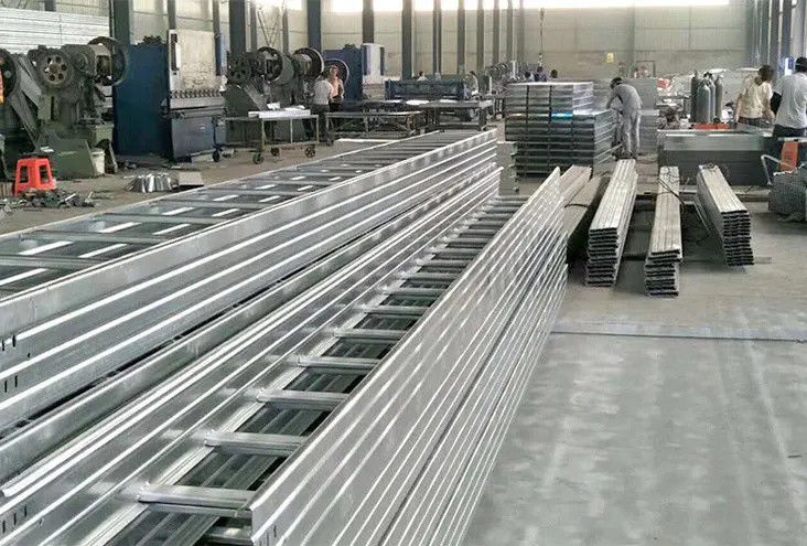 1.5 - 2.5mm  Ladder Type Cable Tray Galvanised Steel Cable Tray Corrosion Resistance