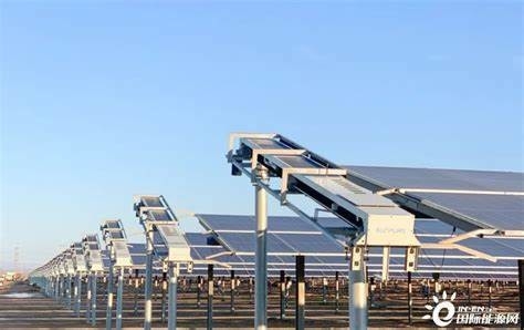 Import single axis photovoltaic tracking system from Chinese factory + Photovoltaic panel self-cleaning system